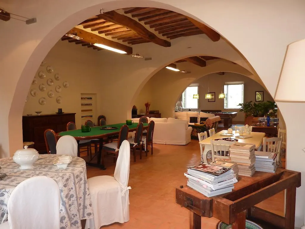 Villa Sant'Alberto 몬테로니다르비아 0*,